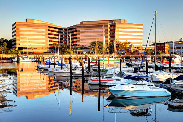 Country Clubs And Seasonal Jobs in Stamford, Connecticut